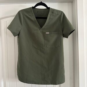 Figs Olive Green Catarina Scrub Top